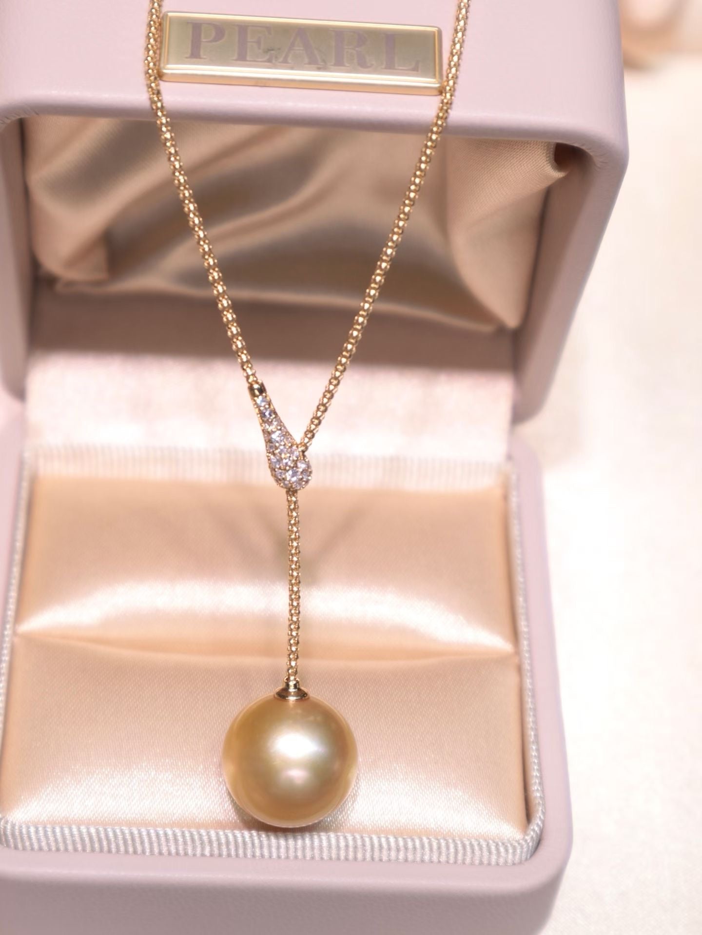 14.1mm Natural South Sea Golden Pearl Pendant Necklace in 18K Gold with Diamond Accents
