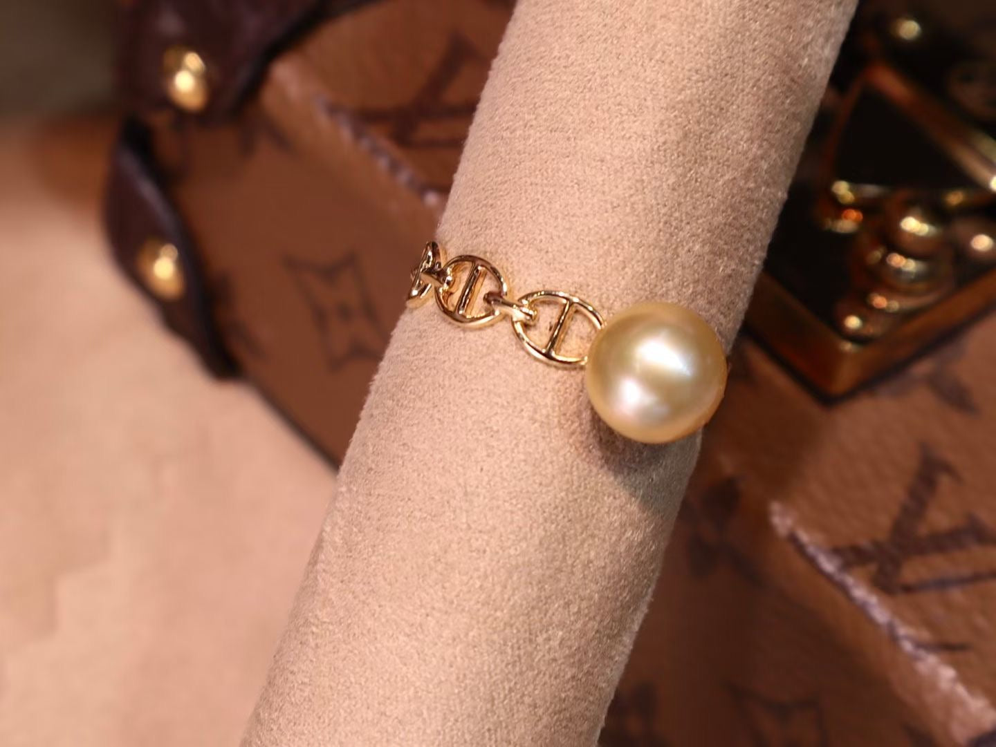 Natural South Sea Golden Pearl Open Ring in 18K Gold