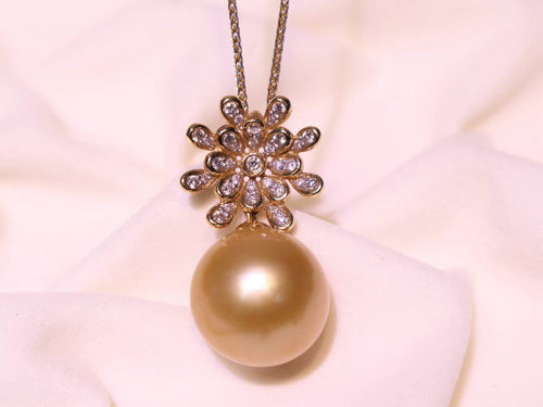 18K Gold Diamond Natural 14.3mm South Sea Golden Pearl Pendant Necklace