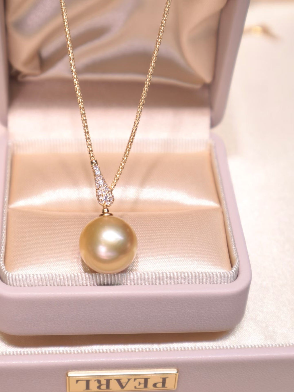 14.1mm Natural South Sea Golden Pearl Pendant Necklace in 18K Gold with Diamond Accents