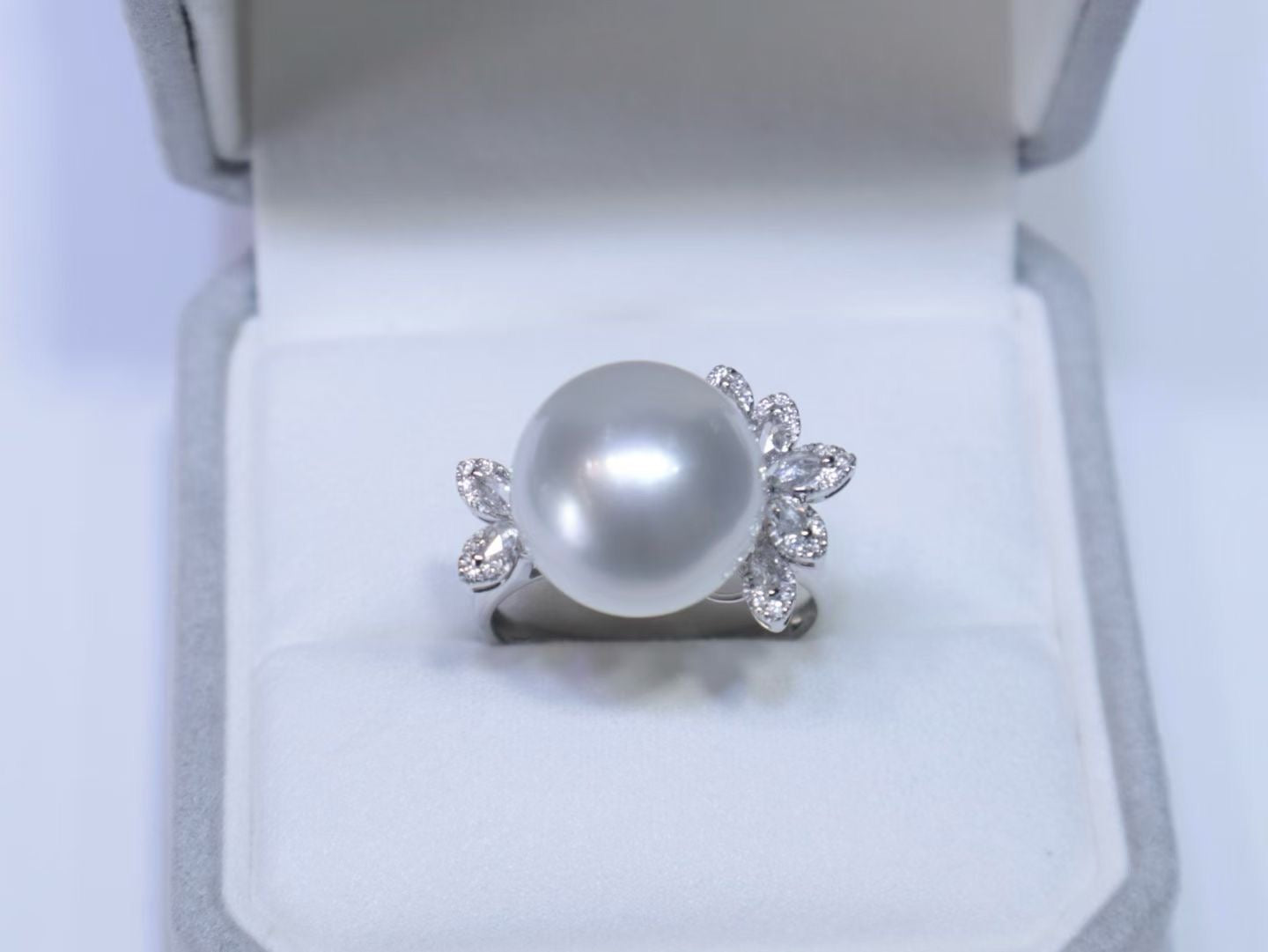 18K White Gold Diamond-Set 12.7mm Australian South Sea Pearl Ring