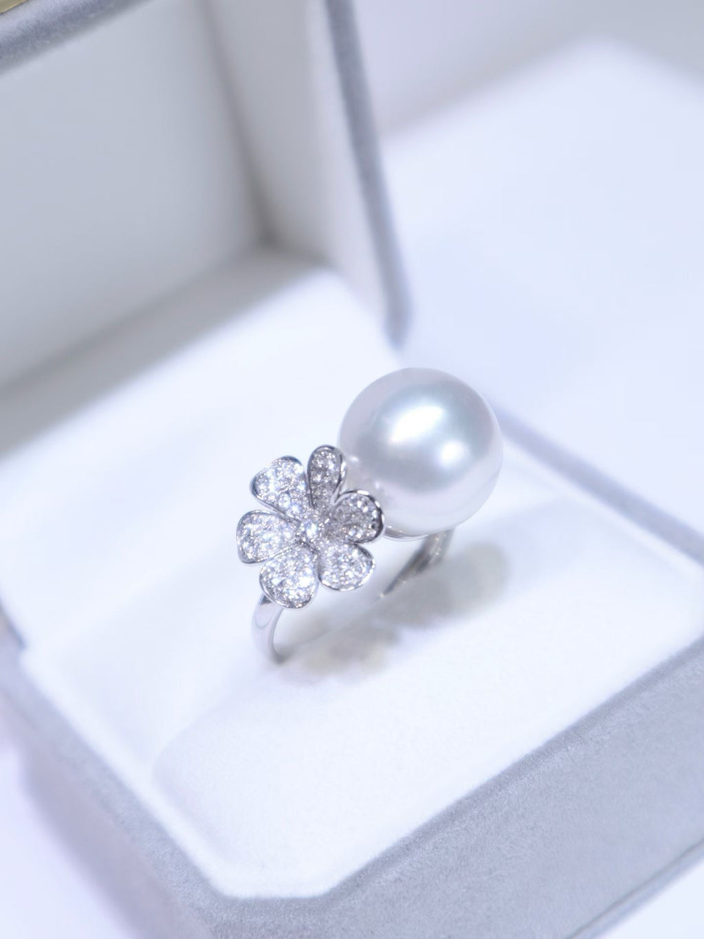 18K White Gold Diamond Australian South Sea Pearl Flower Ring