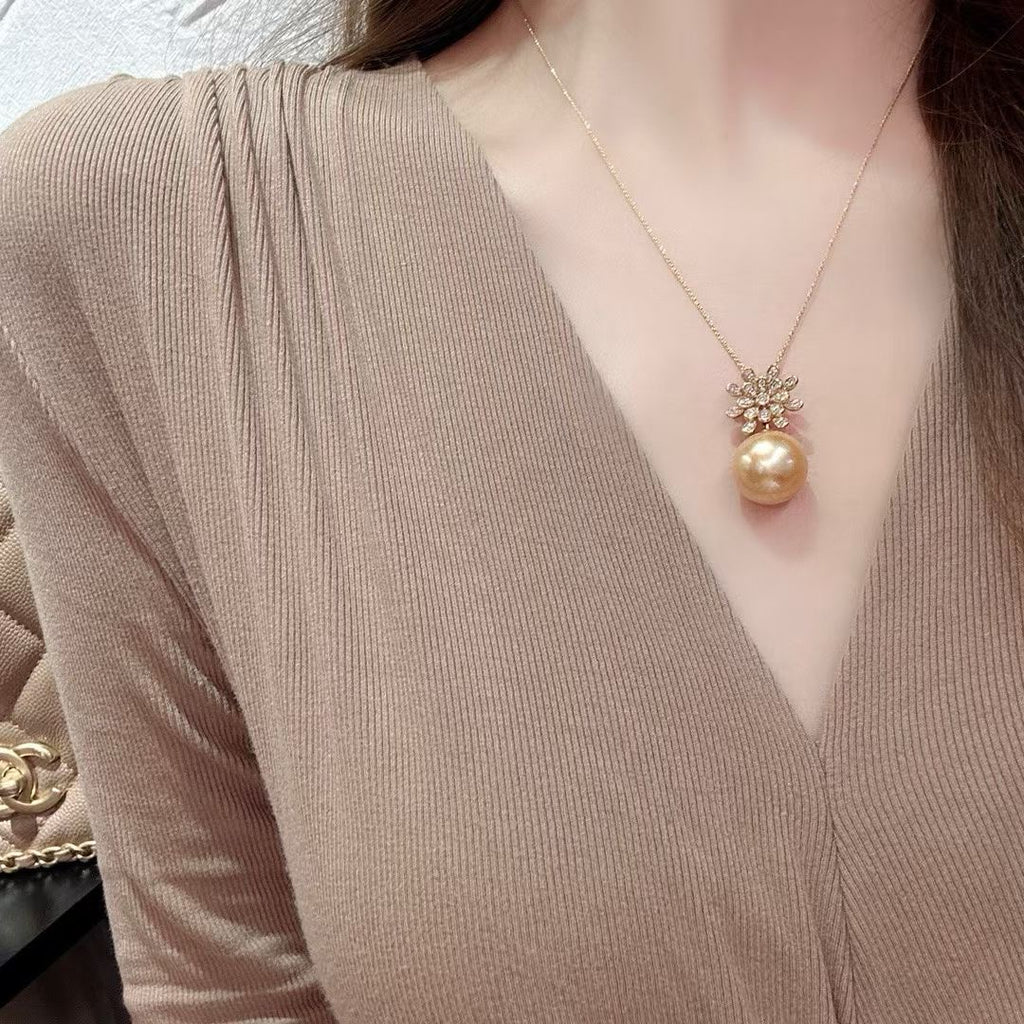 18K Gold Diamond Natural 14.3mm South Sea Golden Pearl Pendant Necklace