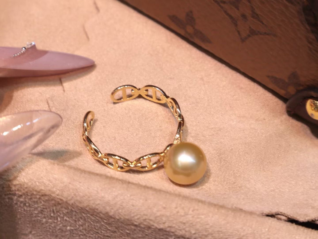 Natural South Sea Golden Pearl Open Ring in 18K Gold