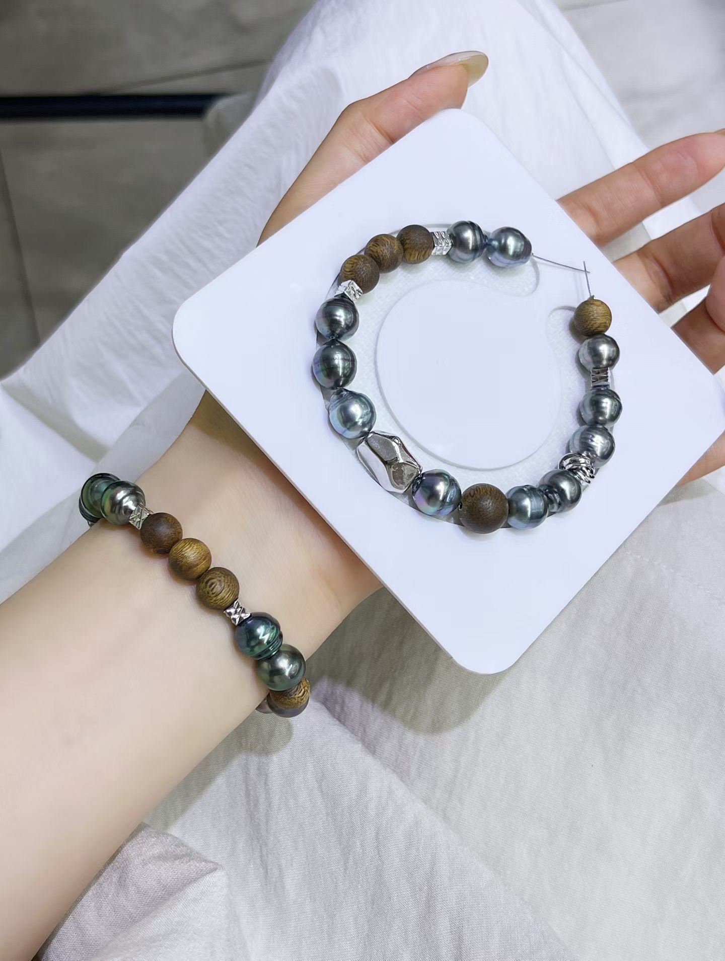 Tahitian Baroque Pearl and Agarwood Bracelet