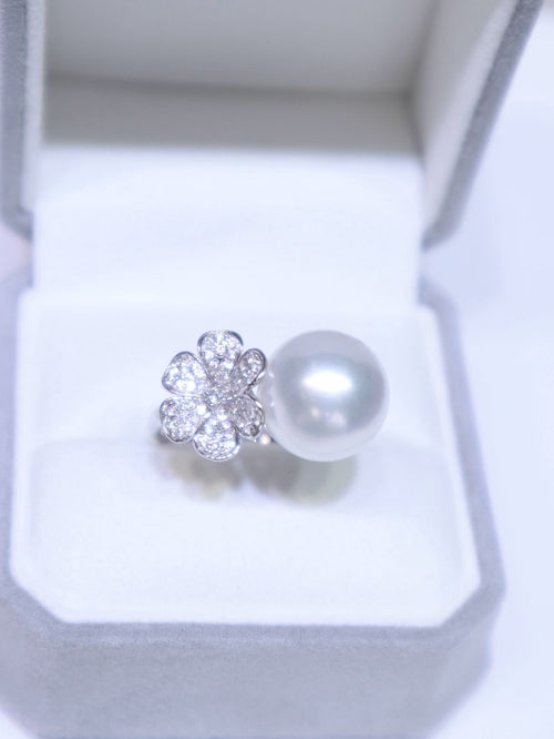 18K White Gold Diamond Australian South Sea Pearl Flower Ring