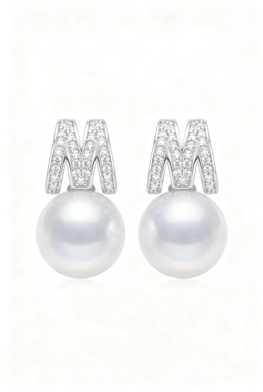 Natural Freshwater Pearl Stud Earrings in S925 Sterling Silver
