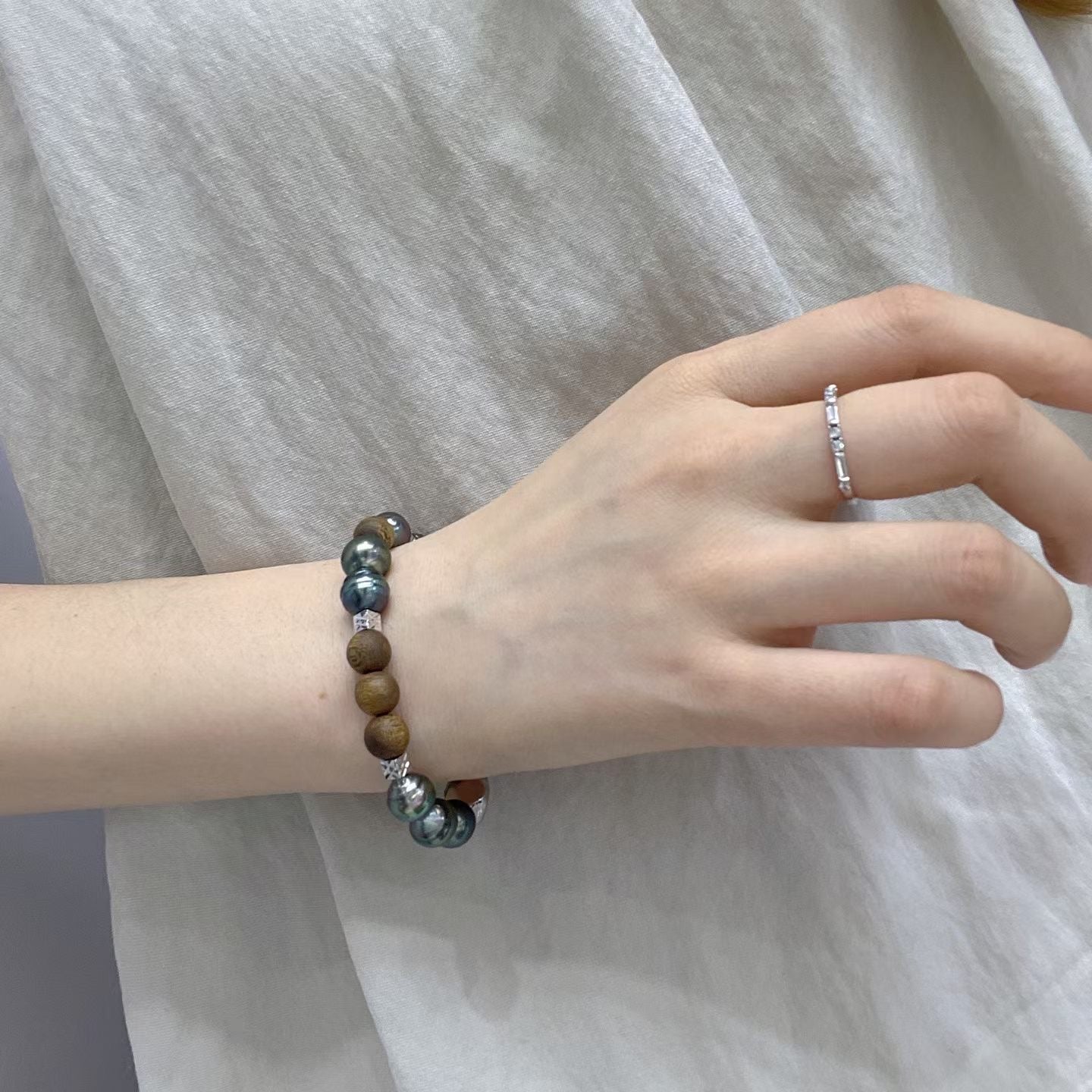 Tahitian Baroque Pearl and Agarwood Bracelet