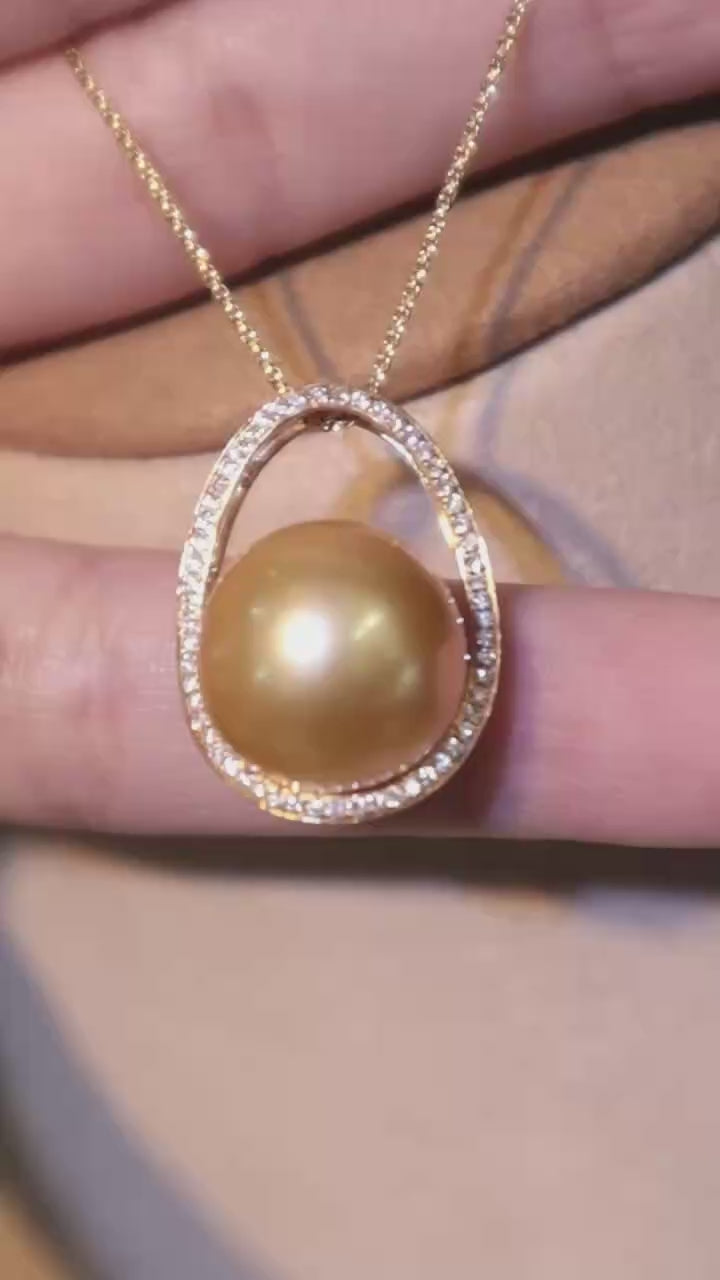 18K Gold Diamond Natural 14mm South Sea Golden Pearl Pendant Necklace