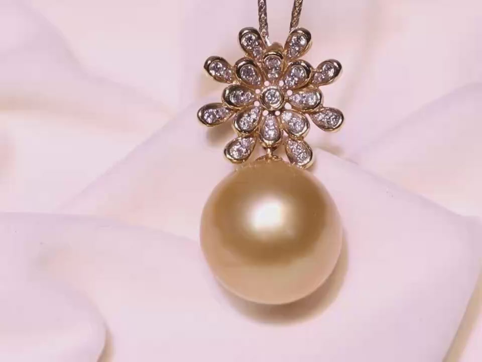 18K Gold Diamond Natural 14.3mm South Sea Golden Pearl Pendant Necklace